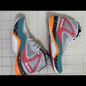 Reebok Pump Men’s Hi Top Basketball - Sz 9